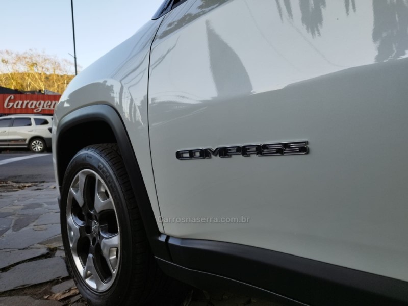 COMPASS 2.0 16V FLEX LIMITED AUTOMÁTICO - 2017 - TRêS COROAS