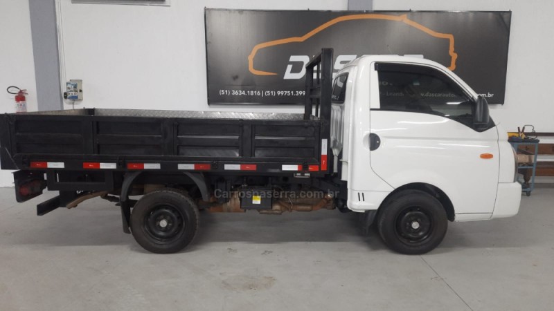 HR 2.5 TCI HD LONGO COM CAÇAMBA 4X2 8V 97CV TURBO INTERCOOLER DIESEL 2P MANUAL - 2016 - BOM PRINCíPIO