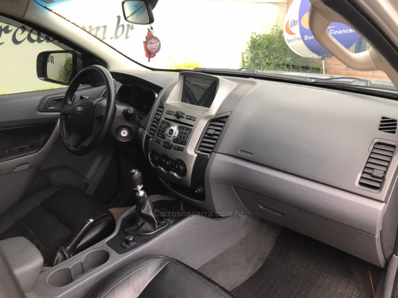 RANGER 3.2 XLS 4X4 CD 20V DIESEL 4P MANUAL - 2013 - CAXIAS DO SUL