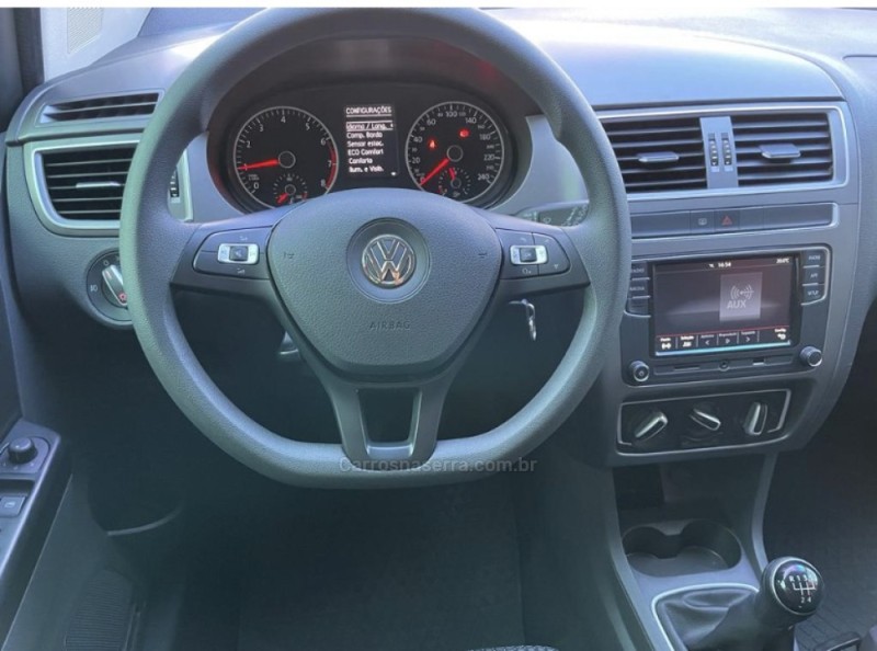 FOX 1.6 CONNECT 8V FLEX 4P MANUAL - 2020 - NOVO HAMBURGO