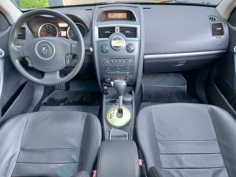 MÉGANE 2.0 DYNAMIQUE COUPÉ CABRIOLET 16V GASOLINA 2P AUTOMÁTICO - 2008 - NOVO HAMBURGO