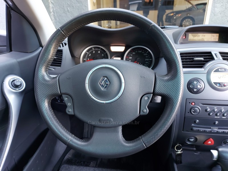 MÉGANE 2.0 DYNAMIQUE COUPÉ CABRIOLET 16V GASOLINA 2P AUTOMÁTICO - 2008 - NOVO HAMBURGO