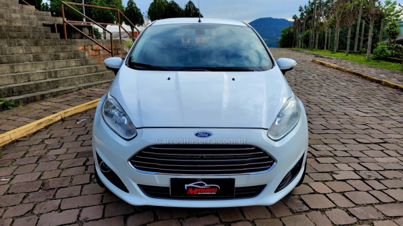 FIESTA 1.0 ECOBOOST TITANIUM HATCH 12V GASOLINA 4P AUTOMÁTICO - 2017 - IVOTI