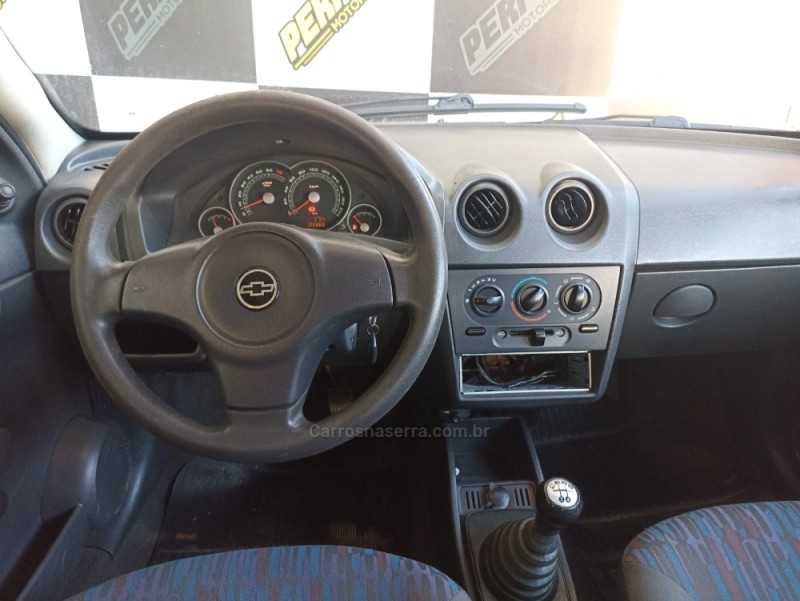 CELTA 1.0 MPFI 8V GASOLINA 2P MANUAL - 2009 - PORTãO