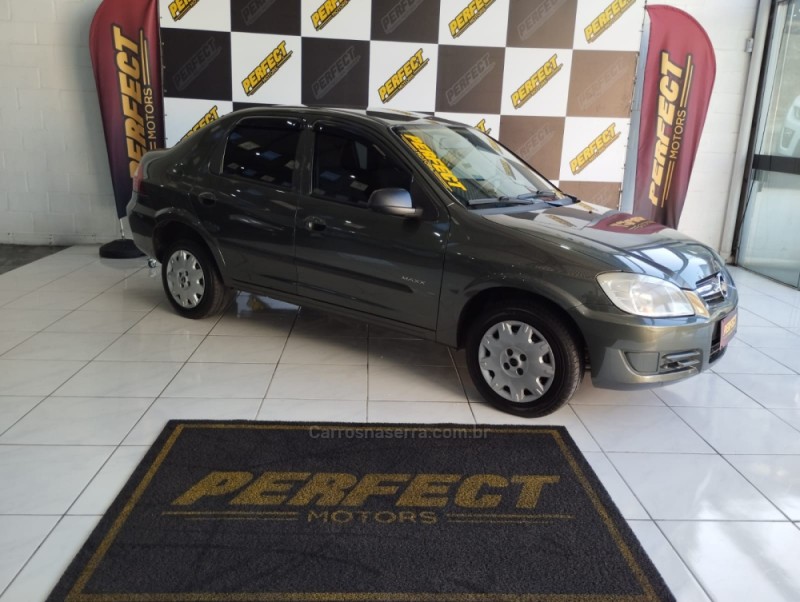 PRISMA 1.4 MPFI MAXX 8V FLEX 4P MANUAL - 2011 - PORTãO