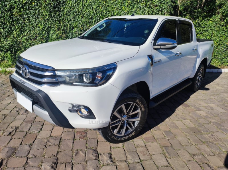 HILUX 2.8 SRX 4X4 CD 16V DIESEL 4P AUTOMÁTICO - 2017 - FARROUPILHA