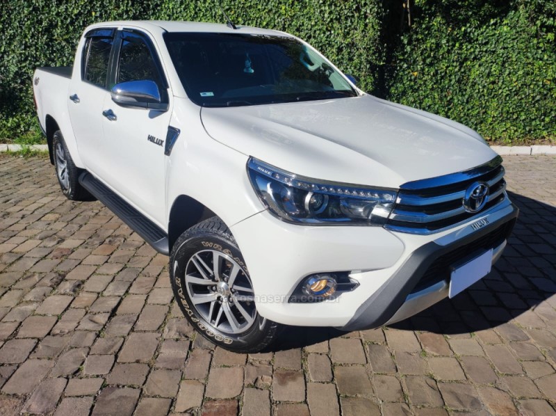 hilux 2.8 srx 4x4 cd 16v diesel 4p automatico 2017 farroupilha