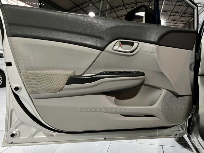 CIVIC 1.8 LXS 16V FLEX 4P MANUAL - 2013 - ESTâNCIA VELHA