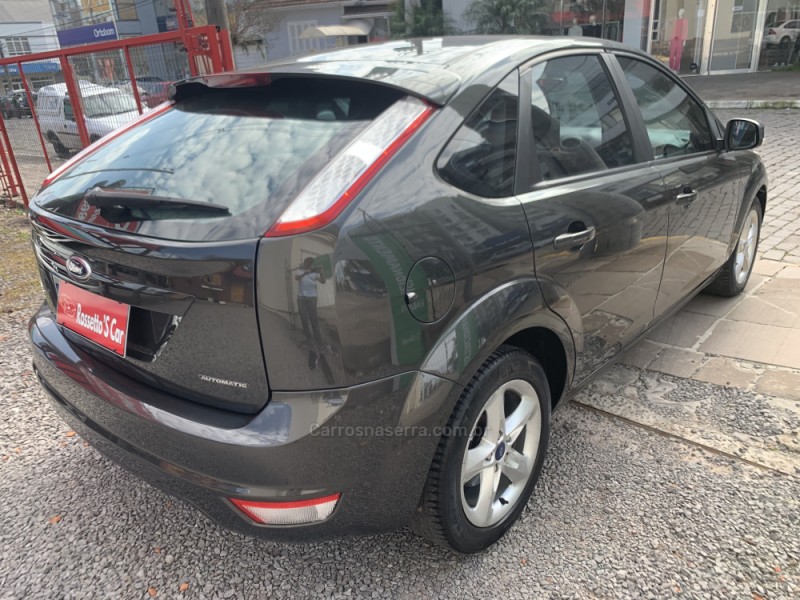 FOCUS 2.0 FC 16V FLEX 4P AUTOMÁTICO - 2013 - FARROUPILHA