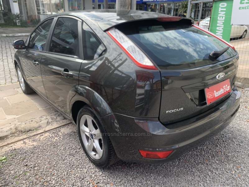 FOCUS 2.0 FC 16V FLEX 4P AUTOMÁTICO - 2013 - FARROUPILHA