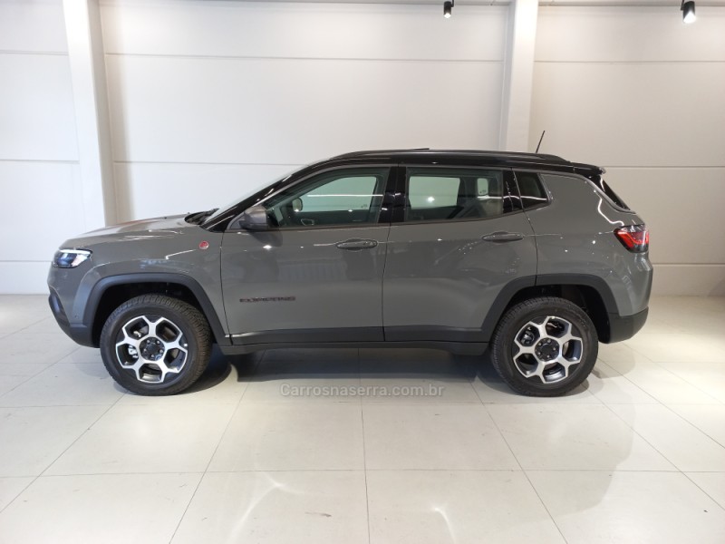 COMPASS 2.0 TRAILHAWK TD350 TURBO DIESEL 4X4 4P AUTOMÁTICO - 2022 - FLORES DA CUNHA
