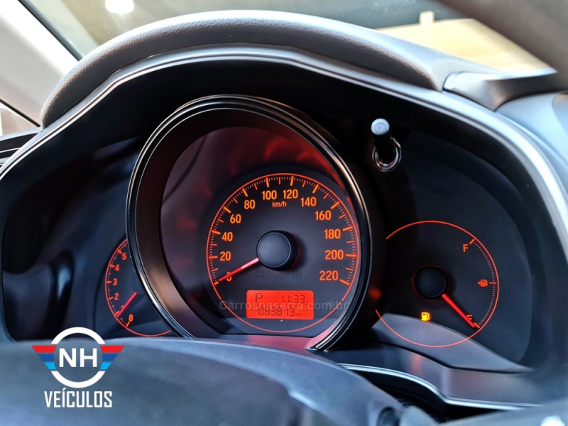 FIT 1.4 LX 16V FLEX 4P AUTOMÁTICO - 2015 - NOVO HAMBURGO