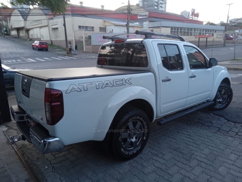 FRONTIER 2.3 LE ATTACK 4X4 CD TURBO ELETRONIC DIESEL 4P AUTOMÁTICO - 2015 - CAXIAS DO SUL
