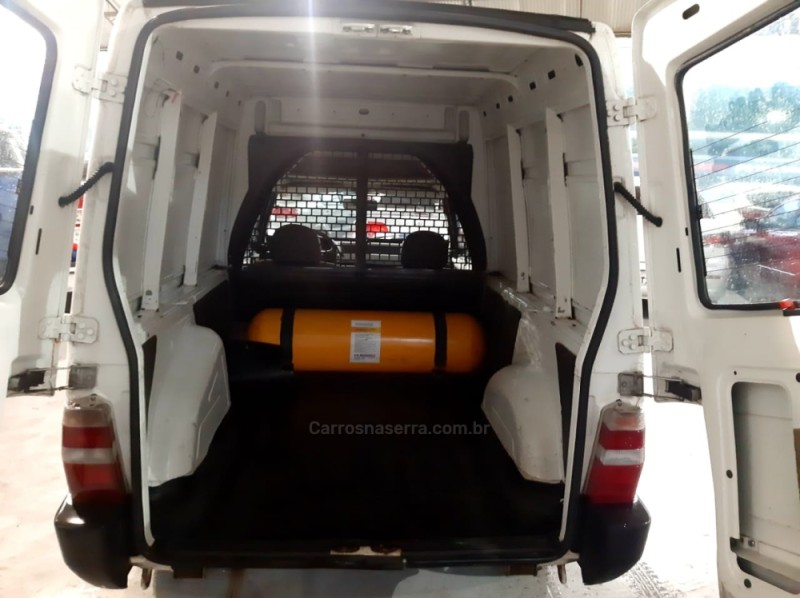 FIORINO 1.3 MPI FURGÃO 8V FLEX 2P MANUAL - 2011 - CAXIAS DO SUL