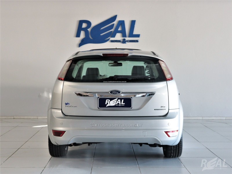 FOCUS 2.0 TITANIUM HATCH 16V FLEX 4P AUTOMÁTICO - 2012 - SAPIRANGA