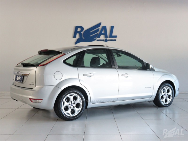 FOCUS 2.0 TITANIUM HATCH 16V FLEX 4P AUTOMÁTICO - 2012 - SAPIRANGA