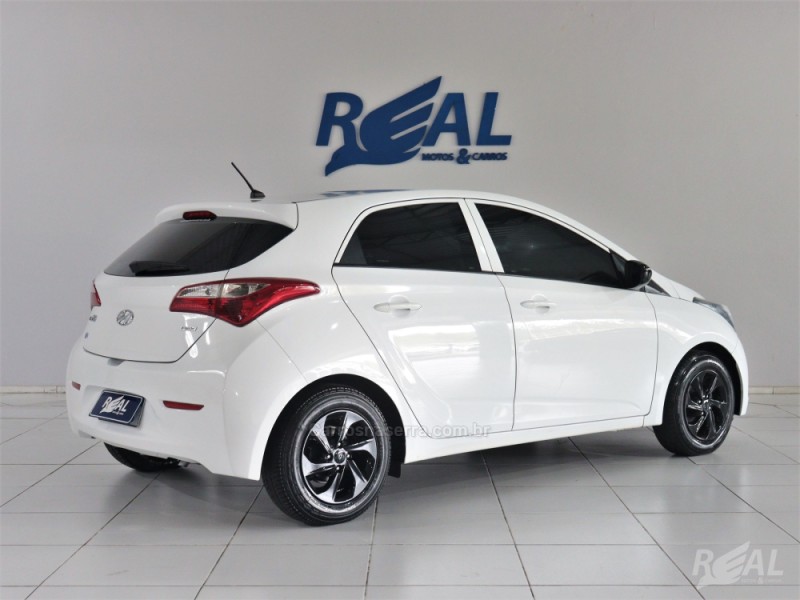 HB20 1.0 COMFORT PLUS 12V FLEX 4P MANUAL - 2015 - SAPIRANGA