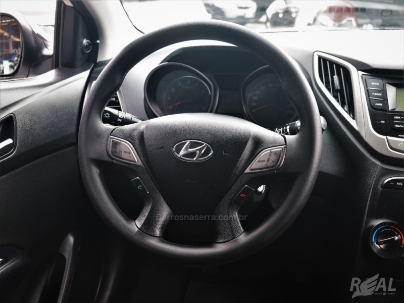 HB20 1.0 COMFORT PLUS 12V FLEX 4P MANUAL - 2015 - SAPIRANGA