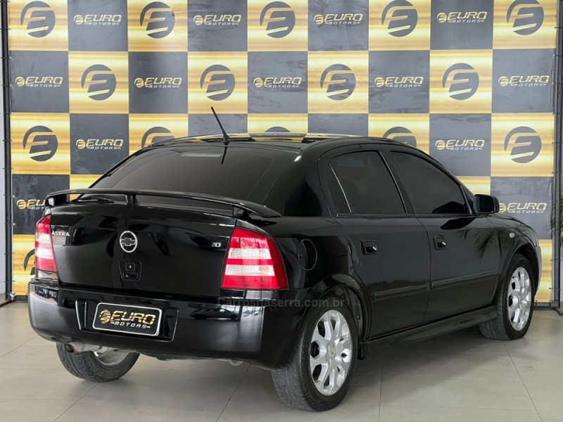 ASTRA 2.0 MPFI ADVANTAGE 8V FLEX 4P MANUAL - 2010 - PORTãO