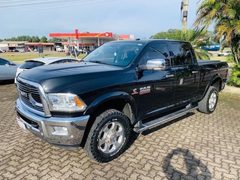 RAM 6.7 2500 LARAMIE 4X4 CD I6 TURBO DIESEL 4P AUTOMÁTICO - 2018 - CAPELA DE SANTANA