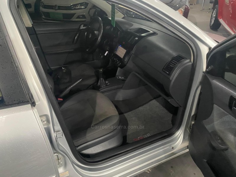 POLO SEDAN  - 2012 - FELIZ