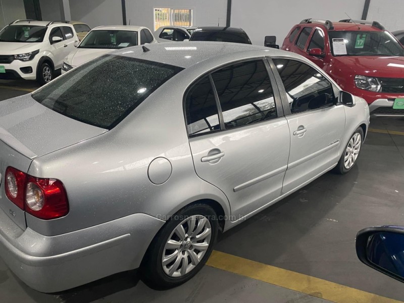 POLO SEDAN  - 2012 - FELIZ