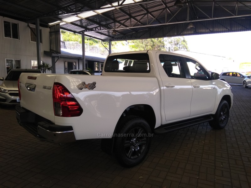 HILUX 2.8 SR 4X4 CD 16V DIESEL 4P AUTOMÁTICO - 2022 - CAXIAS DO SUL