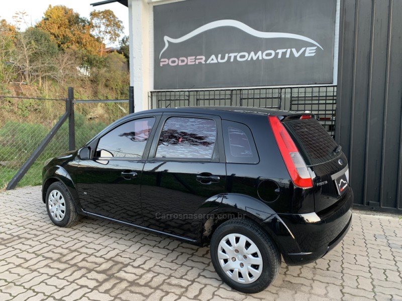 FIESTA 1.0 SE 8V FLEX 4P MANUAL - 2014 - FARROUPILHA