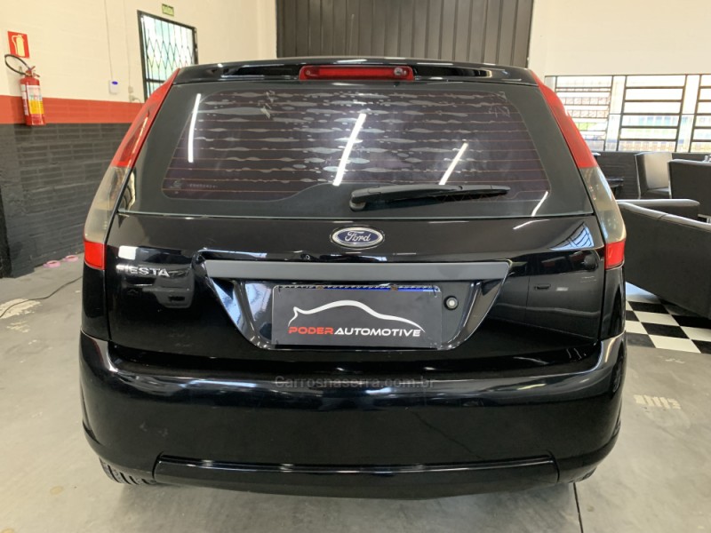 FIESTA 1.0 SE 8V FLEX 4P MANUAL - 2014 - FARROUPILHA