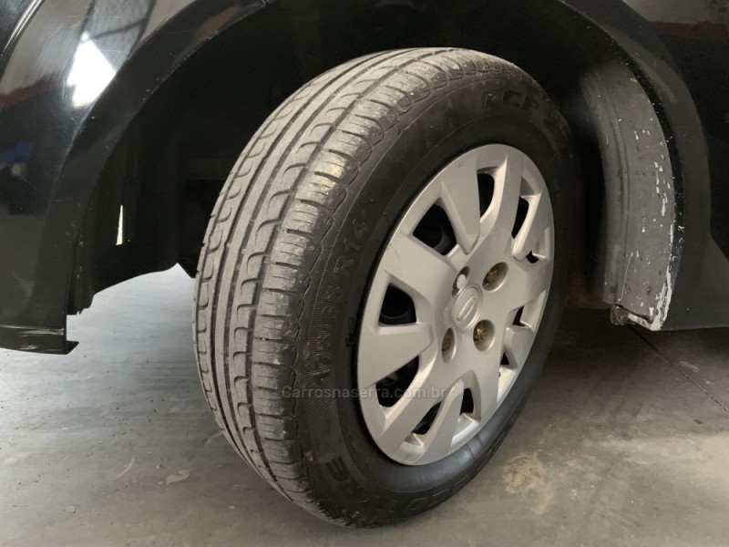 FIESTA 1.0 SE 8V FLEX 4P MANUAL - 2014 - FARROUPILHA