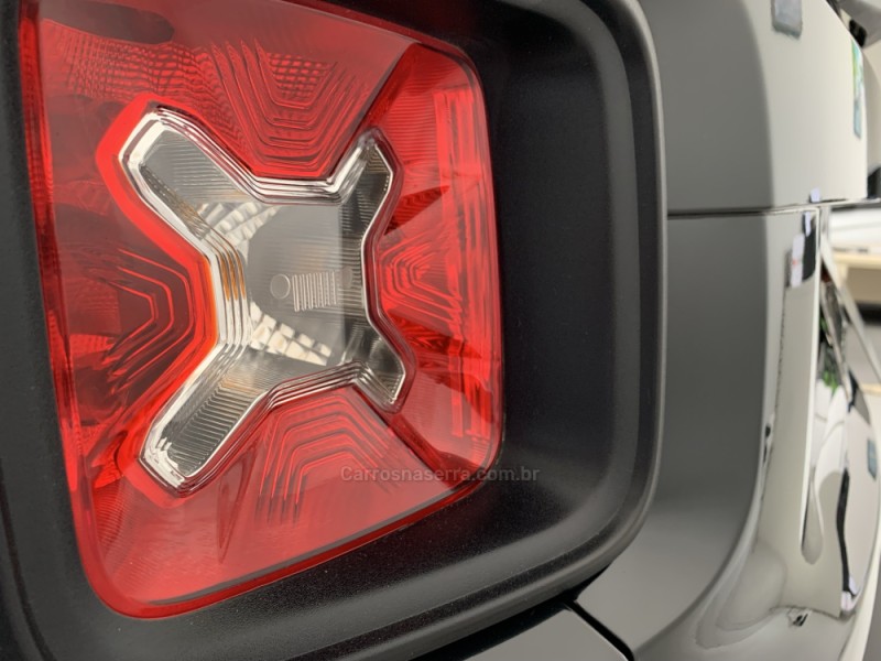 RENEGADE 1.8 16V FLEX 4P AUTOMÁTICO - 2018 - CAXIAS DO SUL