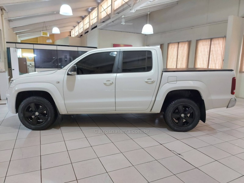AMAROK 3.0 V6 TDI HIGHLINE CD DIESEL 4MOTION AUTOMÁTICO - 2018 - NOVO HAMBURGO