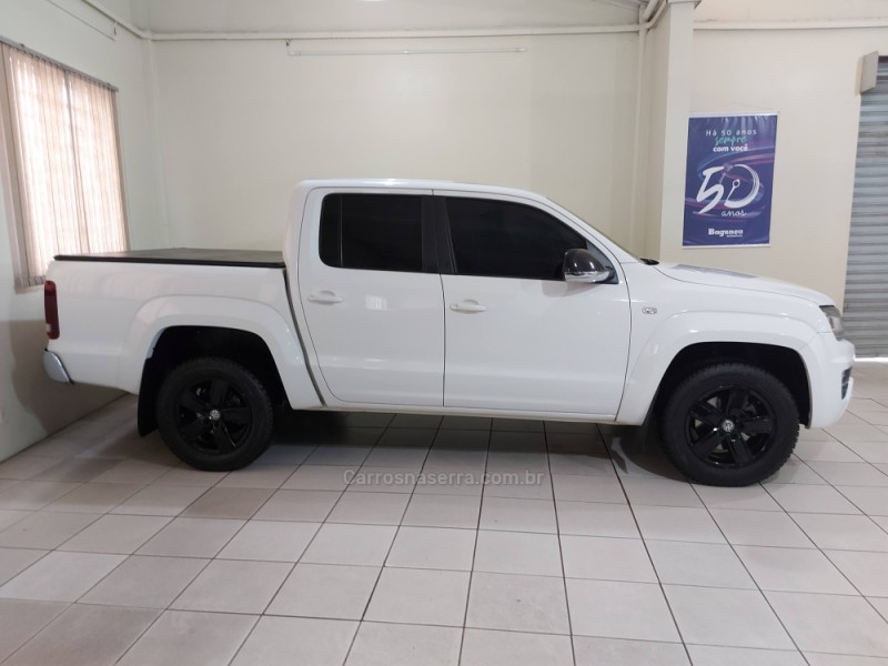 AMAROK 3.0 V6 TDI HIGHLINE CD DIESEL 4MOTION AUTOMÁTICO - 2018 - NOVO HAMBURGO
