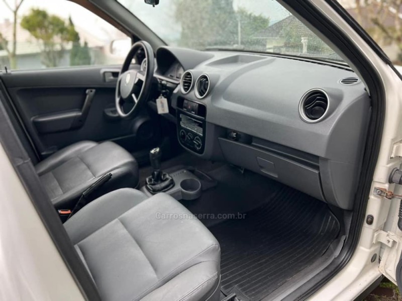SAVEIRO 1.8 MI SPORTLINE CS 8V FLEX 2P MANUAL G.IV - 2006 - NOVO HAMBURGO