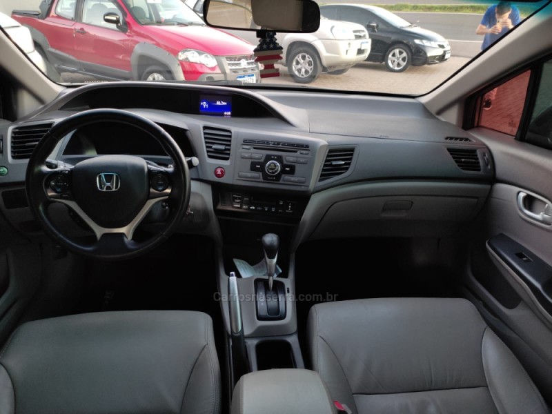 CIVIC 2.0 LXR 16V FLEX 4P AUTOMÁTICO - 2014 - PAROBé