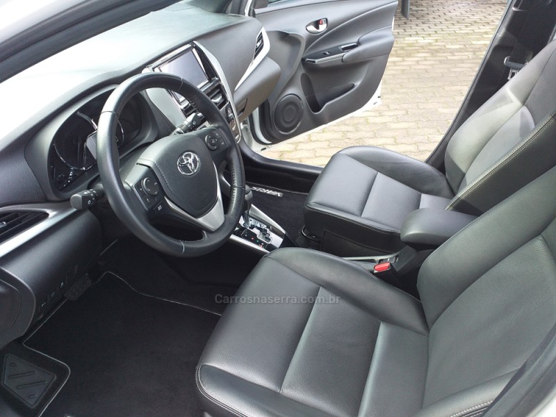 YARIS 1.5 XS CONNECT 16V FLEX 4P AUTOMÁTICO - 2021 - CAXIAS DO SUL
