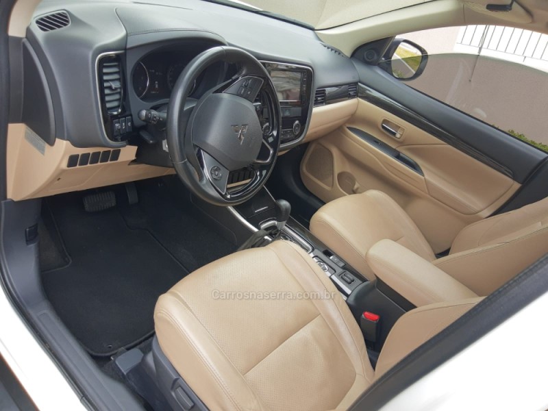 OUTLANDER 2.2 4X4 16V DIESEL 4P AUTOMÁTICO - 2018 - BENTO GONçALVES