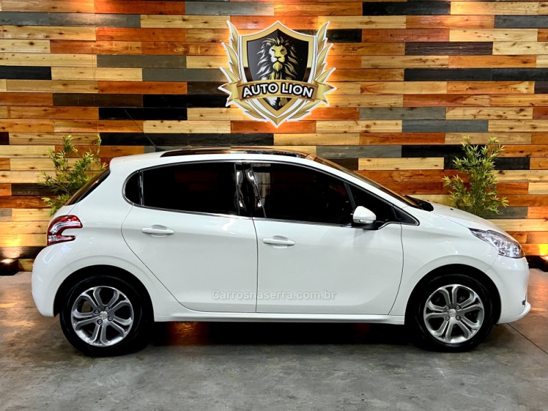 208 1.6 GRIFFE 16V FLEX 4P AUTOMÁTICO - 2016 - CAXIAS DO SUL