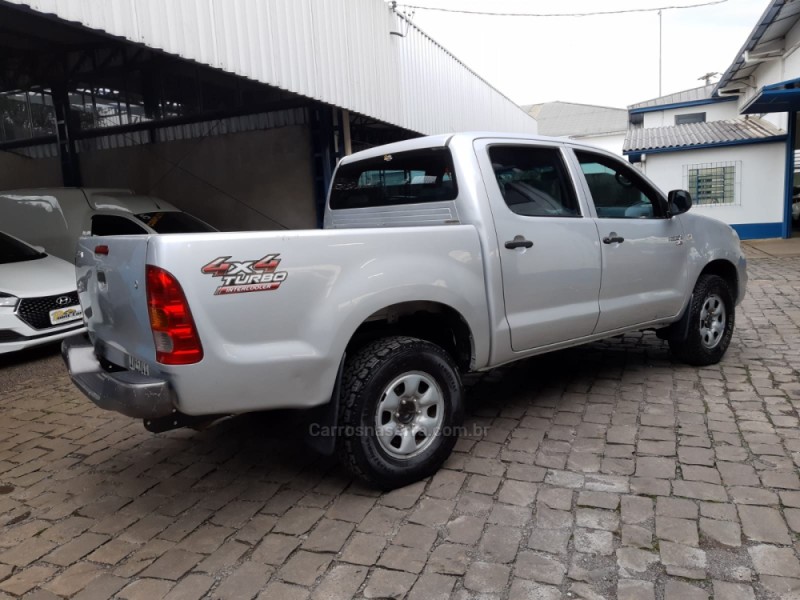HILUX 2.5 4X4 CD 16V TURBO DIESEL 4P MANUAL - 2010 - VACARIA