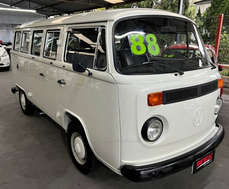 KOMBI 1.6 STD 8V GASOLINA 3P MANUAL - 1988 - CAXIAS DO SUL