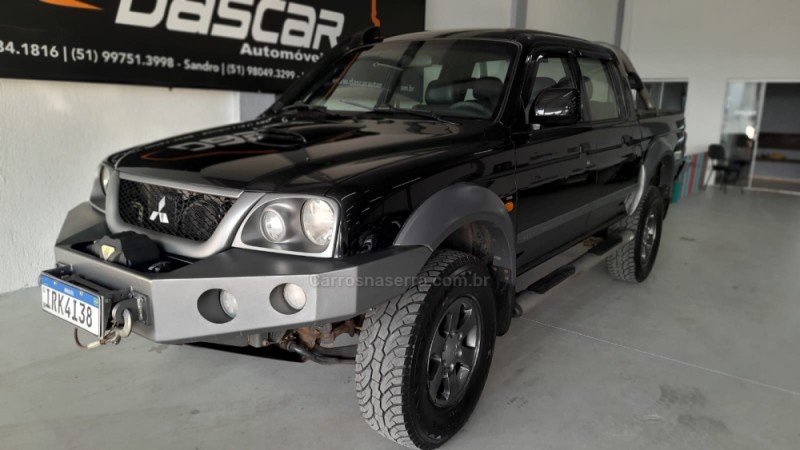 L200 OUTDOOR 2.5 GLS 4X4 CD 8V TURBO INTERCOOLER DIESEL 4P MANUAL - 2011 - BOM PRINCíPIO