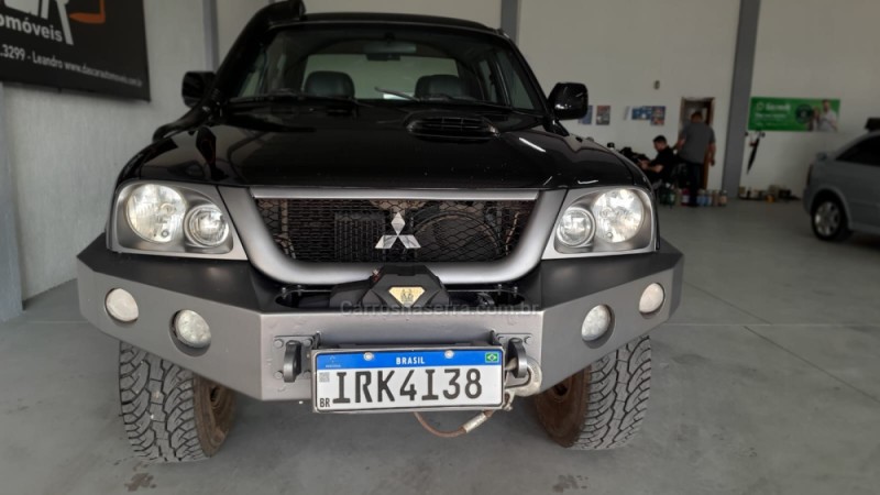 L200 OUTDOOR 2.5 GLS 4X4 CD 8V TURBO INTERCOOLER DIESEL 4P MANUAL - 2011 - BOM PRINCíPIO