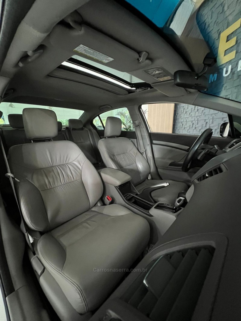 CIVIC 1.8 EXS 16V FLEX 4P AUTOMÁTICO - 2013 - NOVO HAMBURGO