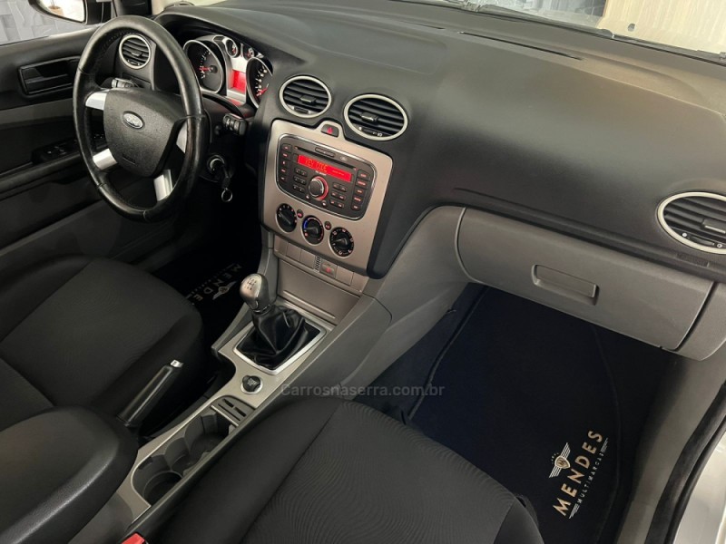 FOCUS 1.6 GLX 16V FLEX 4P MANUAL - 2012 - NOVO HAMBURGO