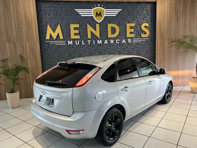 FOCUS 1.6 GLX 16V FLEX 4P MANUAL - 2012 - NOVO HAMBURGO