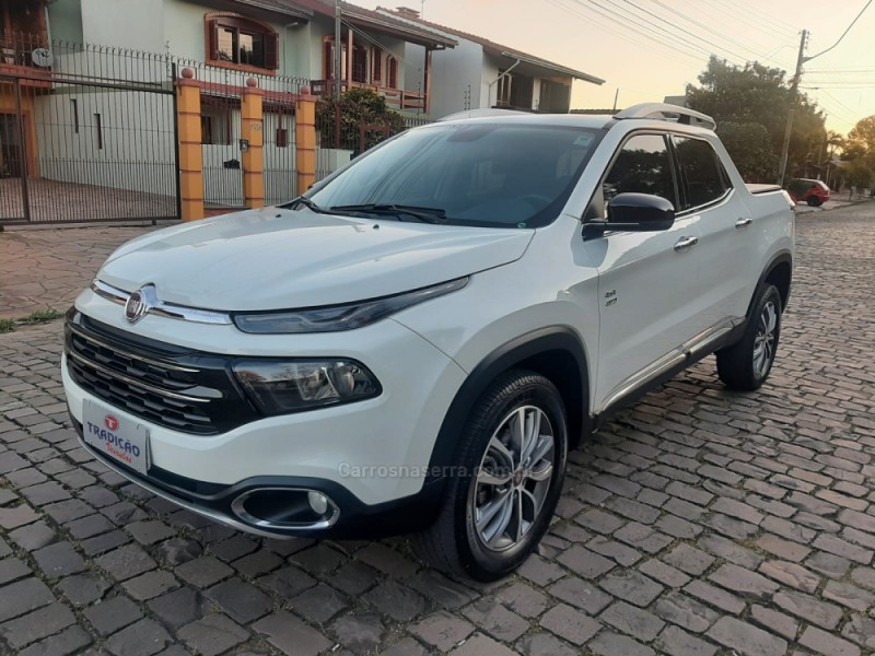 TORO 2.0 16V TURBO DIESEL VOLCANO 4WD AUTOMÁTICO