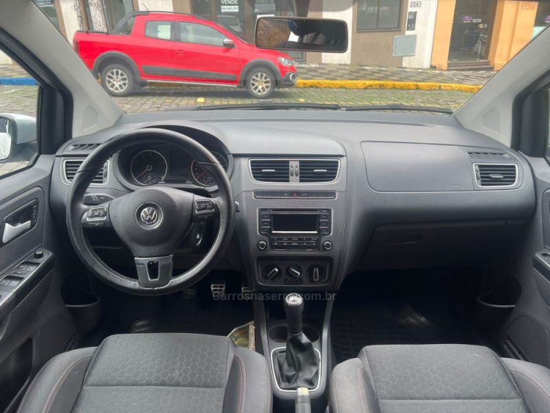 CROSSFOX 1.6 MI FLEX 8V 4P MANUAL - 2014 - GARIBALDI