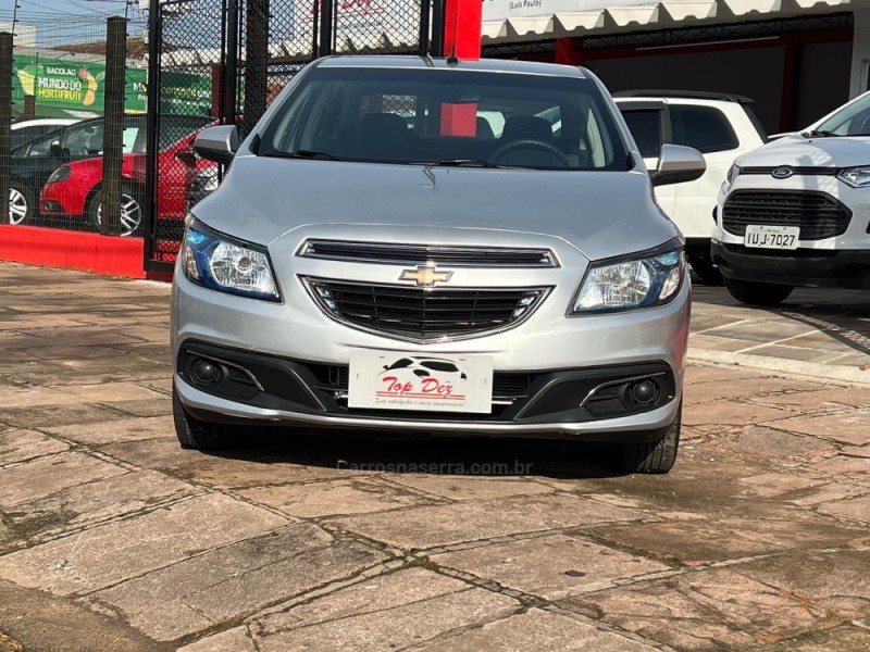 PRISMA 1.4 MPFI LT 8V FLEX 4P MANUAL - 2014 - SãO SEBASTIãO DO CAí
