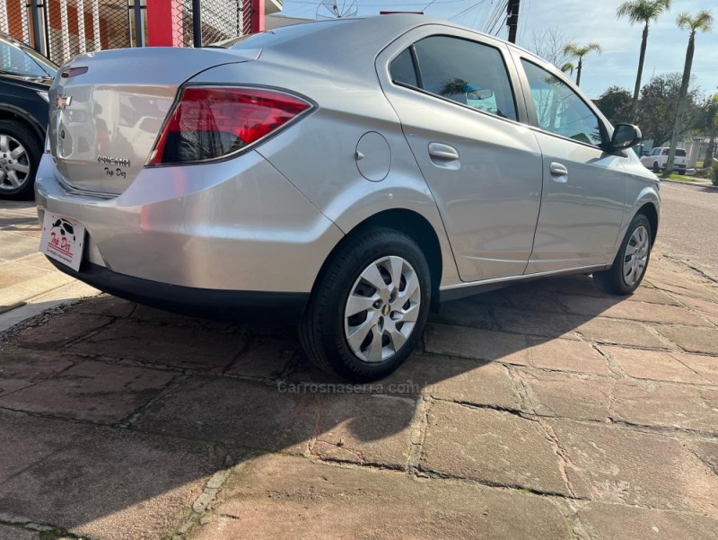PRISMA 1.4 MPFI LT 8V FLEX 4P MANUAL - 2014 - SãO SEBASTIãO DO CAí