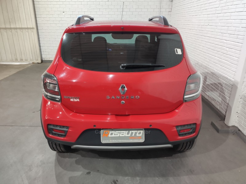 SANDERO 1.6 STEPWAY RIP CURL 8V FLEX 4P MANUAL - 2017 - VENâNCIO AIRES